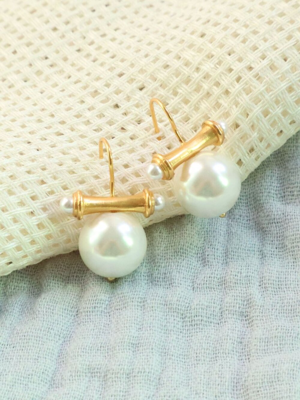 Julie Vos Bamboo Gold Earrings - Pearl